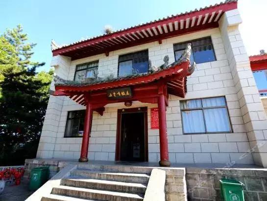 华山山顶住宿的地方,华山山上住宿推荐