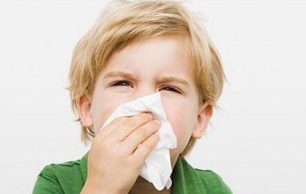 鼻炎会鼻塞流眼泪吗,鼻塞鼻痒流眼泪是感冒还是鼻炎