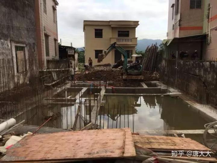 新中式三层别墅自建图,广东三层半别墅设计图