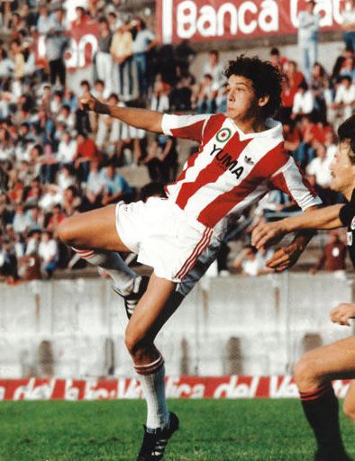 哪些明星半月板撕裂过,膝关节损伤的明星