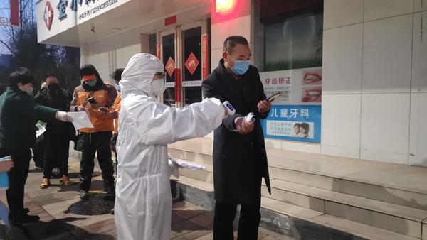 郑州市胡辣汤店排队,郑州胡辣汤12小时营业