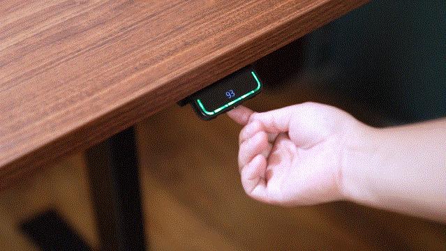 怎样买电动升降桌划算,电动升降桌如何选板材