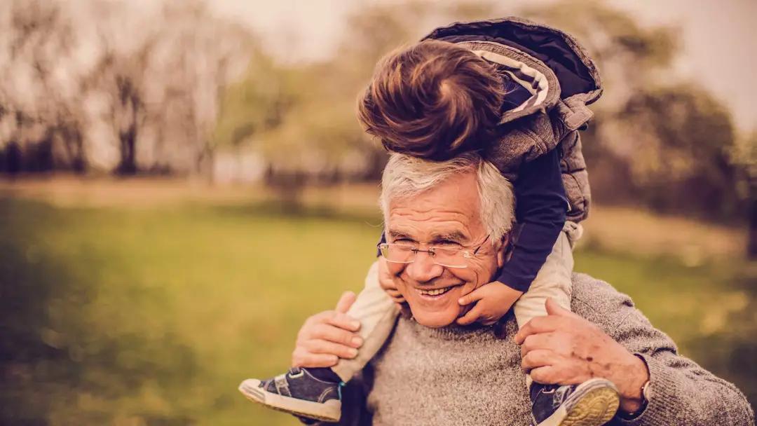 #全球1/5的人听力受损#上热搜,这些知识你该知道了