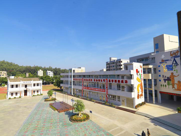 龙华山水华庭,龙华山水华庭二手房