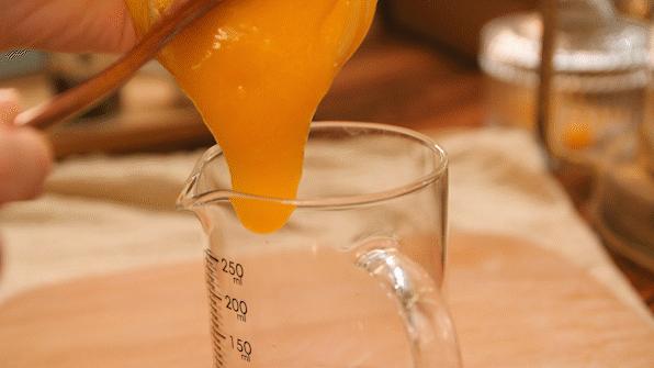 4步教你做芒果爆爆珠,一咬就爆浆,可搭各种饮品,比珍珠还好吃