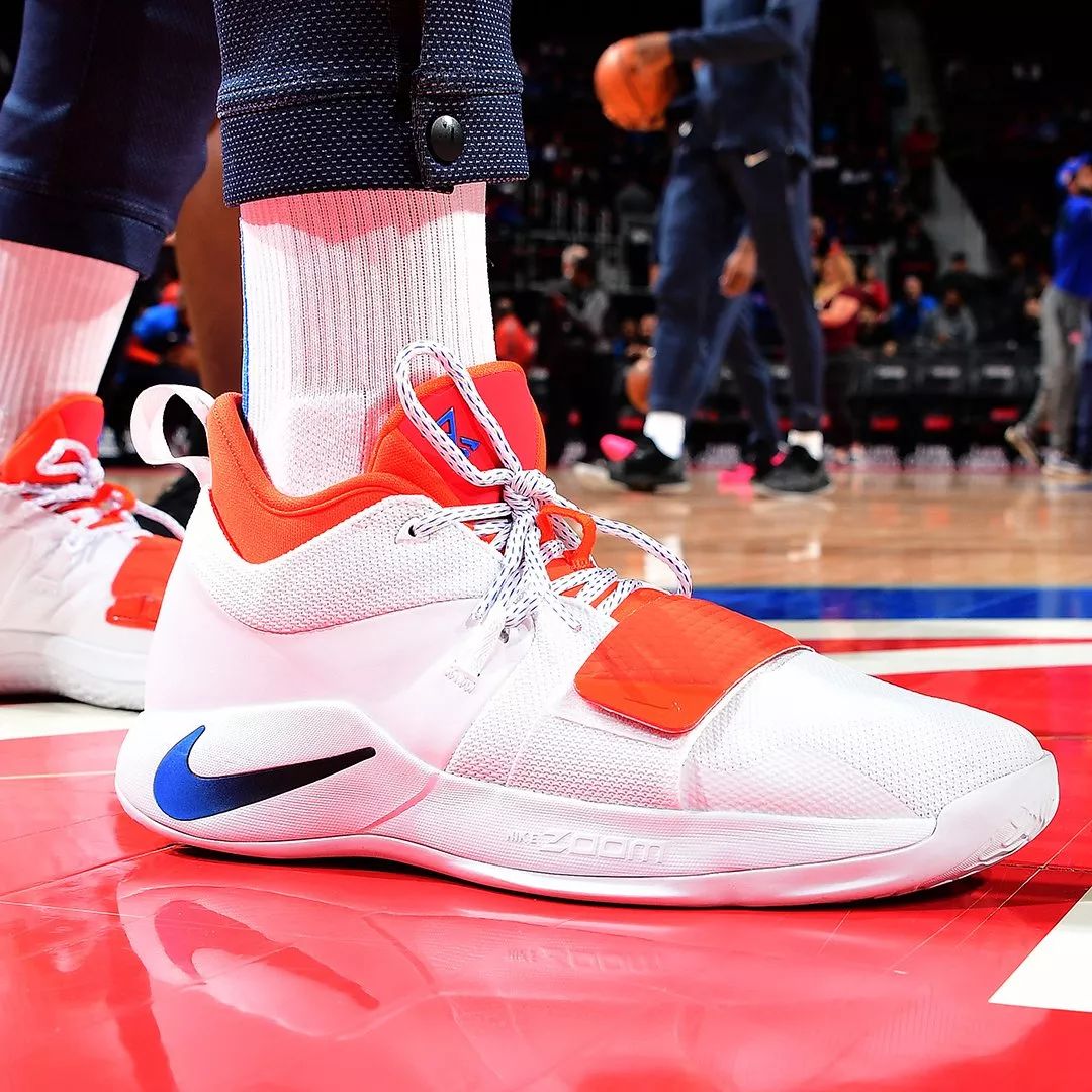 WEN赛场｜科比詹姆斯杜兰特复古战靴层出不穷你会pick哪款？