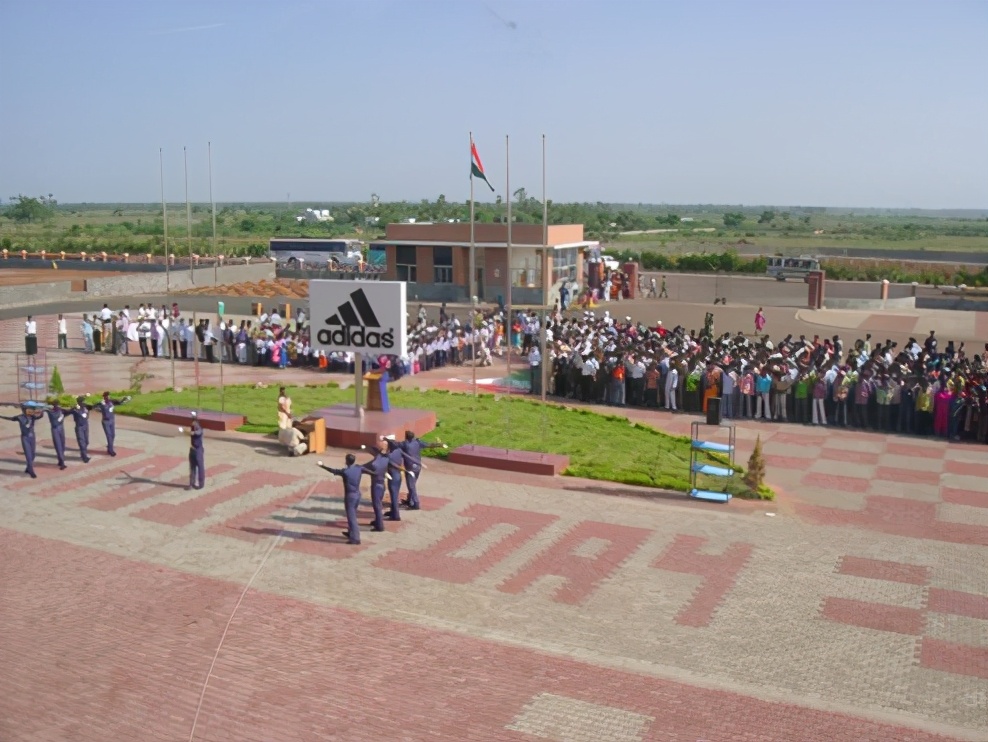 阿迪达斯鞋生产过程,adidas阿迪达斯怎么看产地