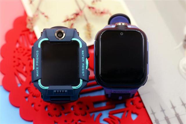 小天才儿童手表和小寻y2s对比 (小寻儿童手表y2和z7哪个好)