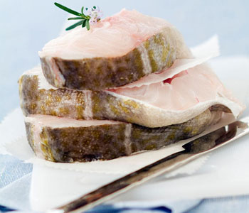 速冻鳕鱼排怎么炸需要解冻吗,鳕鱼解冻后怎么吃