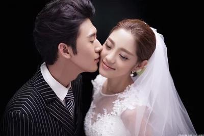 陌陌认识男友不到一个月同居,陌陌上认识的男人2年了