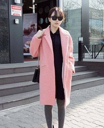 不同颜色的大衣穿法,灰色呢子大衣里面穿什么颜色好看