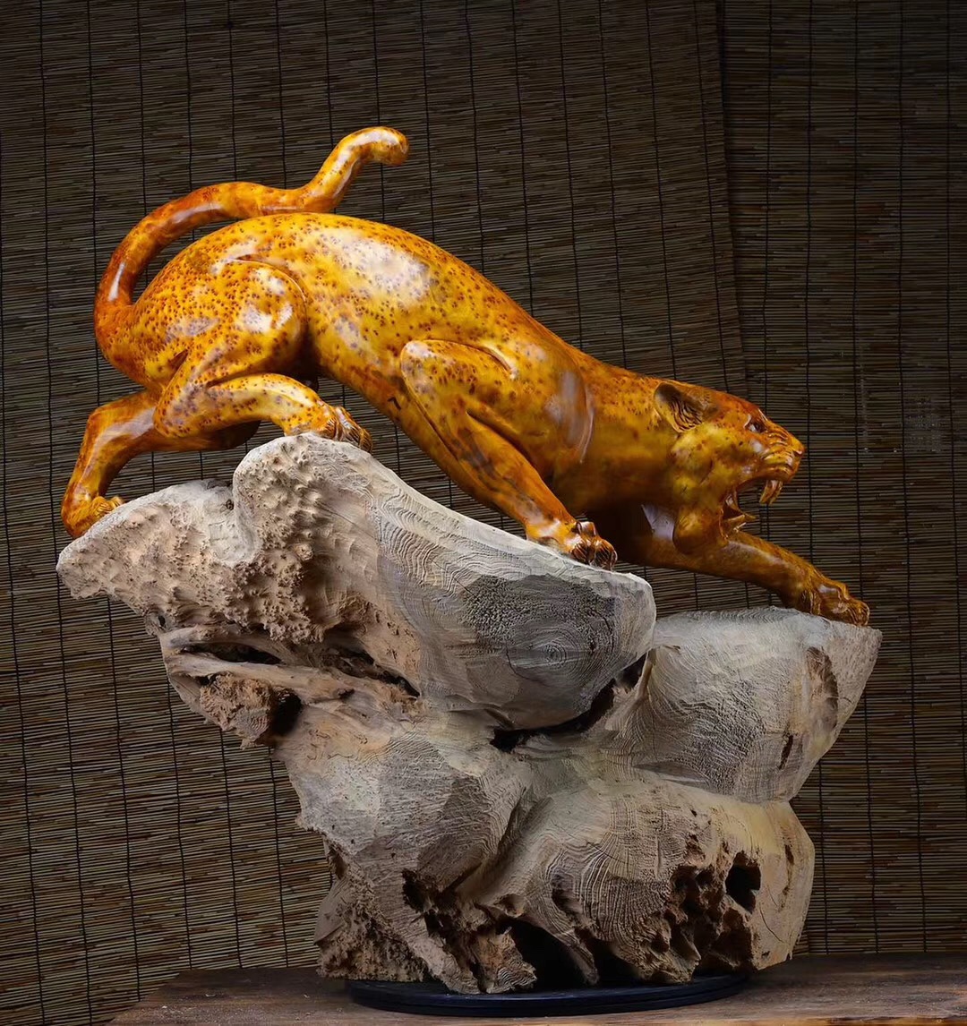 现在木雕值不值得买,买木雕注意啥