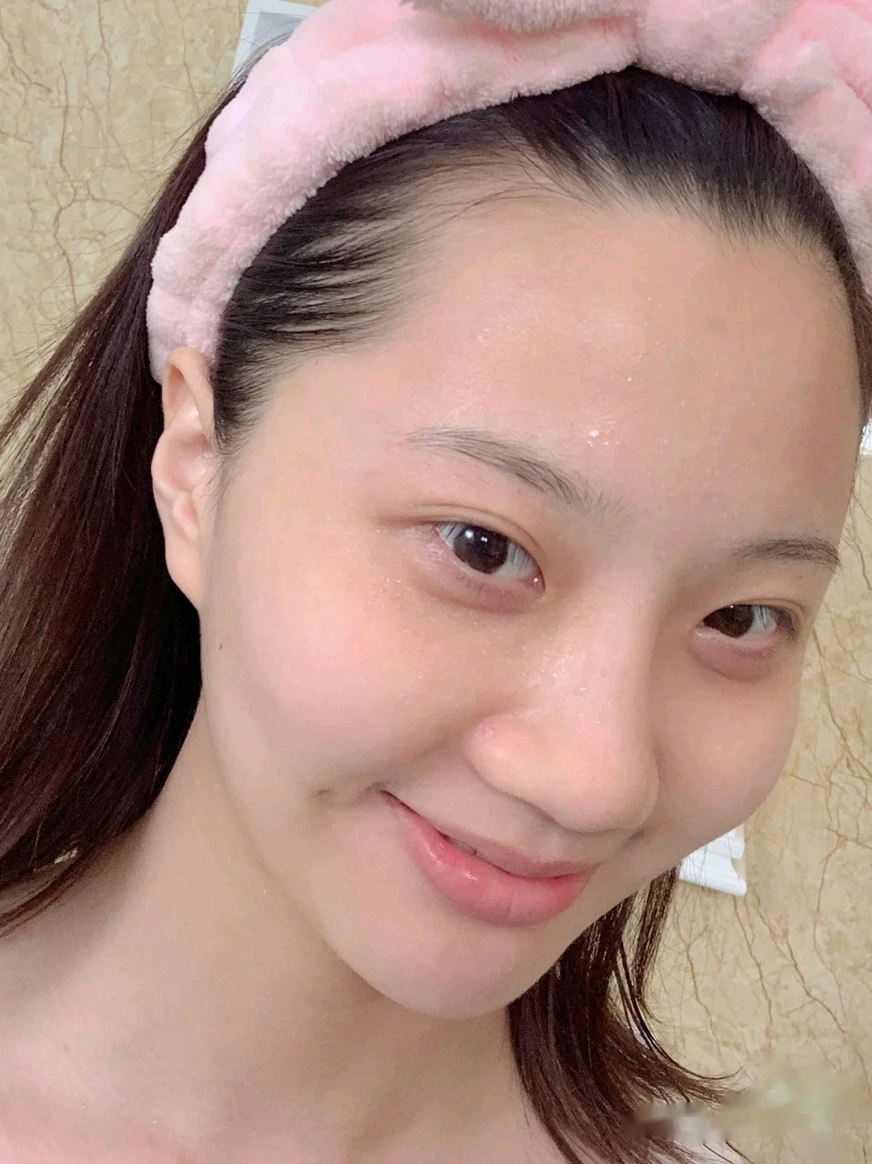 推荐几款保湿效果好的面霜,推荐几款比较好的保湿面霜