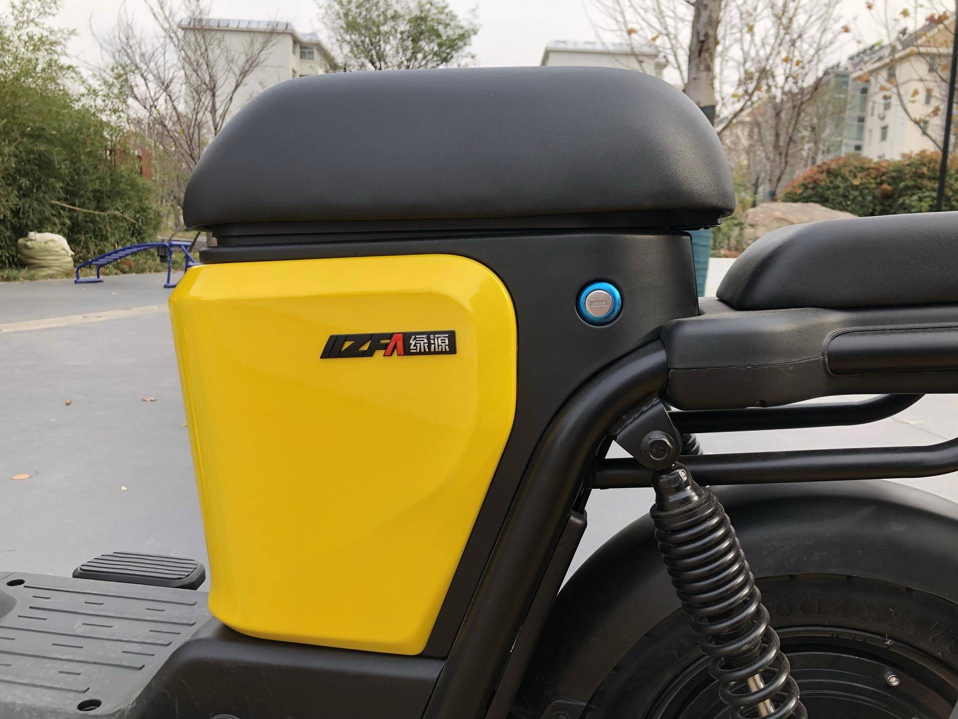 新国标电车锂电池哪家好,电动车新国标锂电池还是铅酸