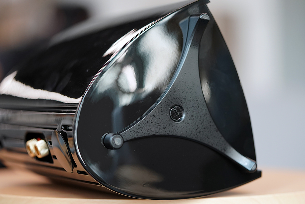 巨婴的电影叫什么名字,巨婴电影叫什么名字