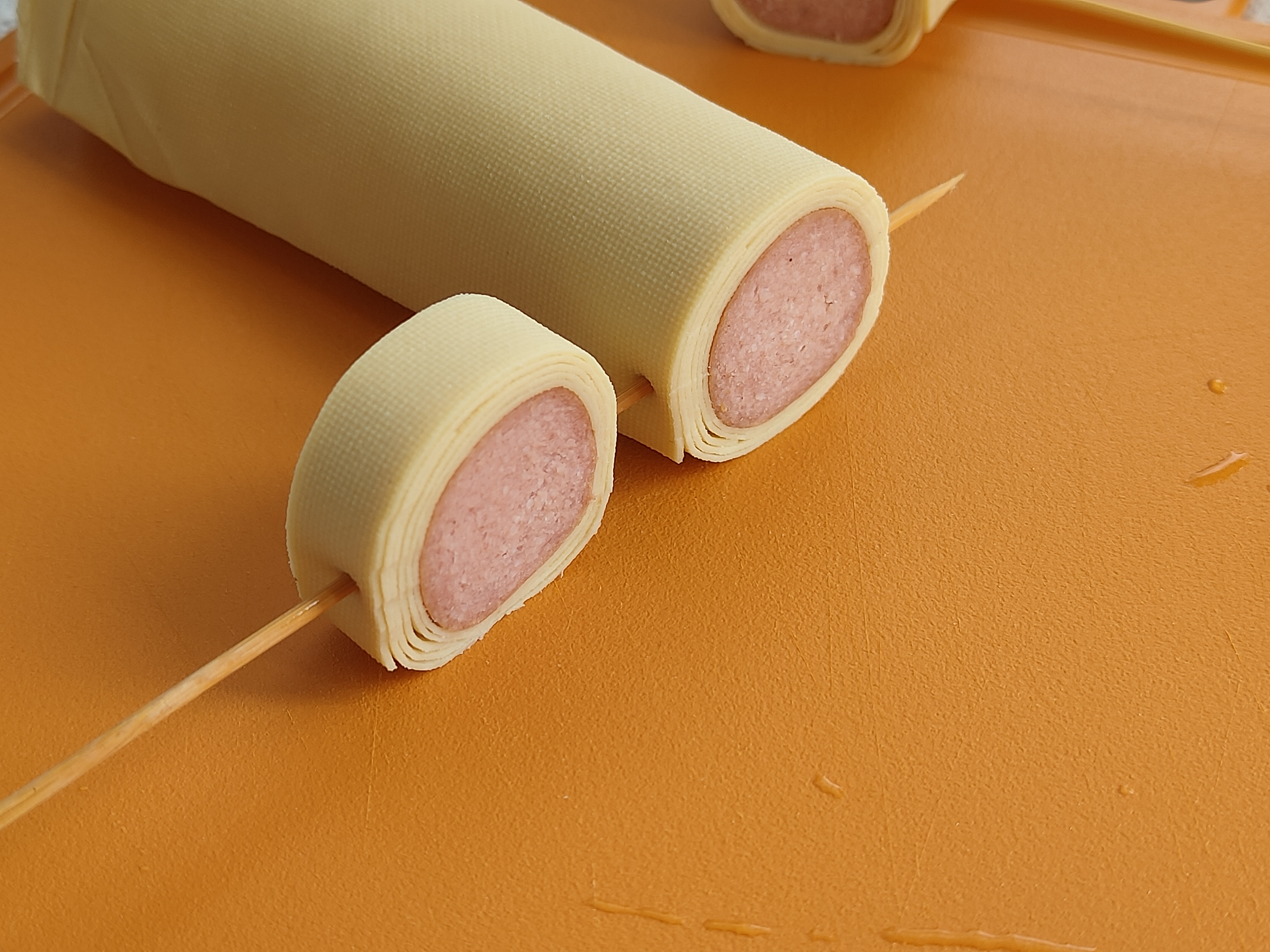 豆皮香肠卷私藏美食大分享,香肠豆卷的做法大全