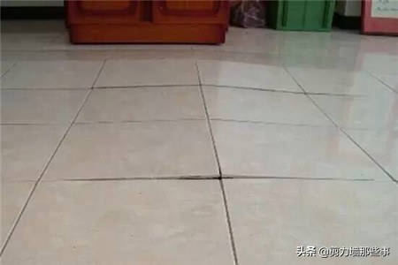 烟道瓷砖缝开裂的原因和补救方法,冬天瓷砖膨胀开裂原因