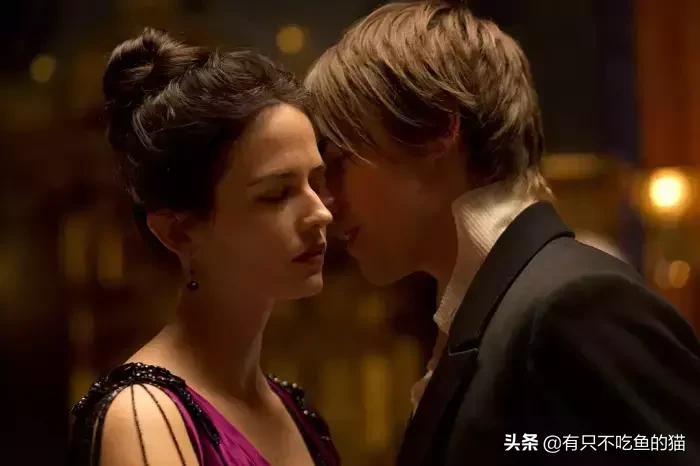 黑暗女巫伊娃格林,黑暗阴影伊娃格林与吸血鬼