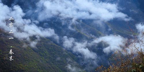 用废弃木床做书架,多功能流觞曲水桌