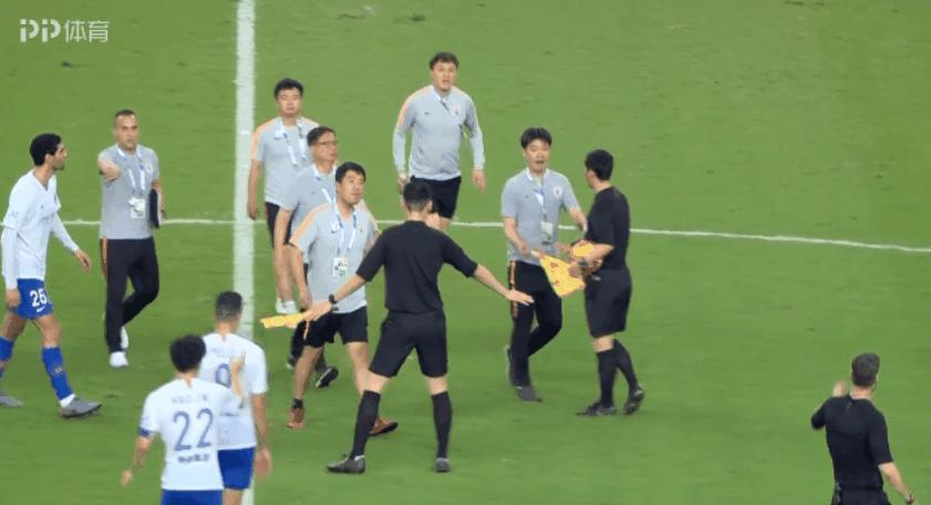 李霄鹏回应足协杯决赛,足协杯李霄鹏赛后举动