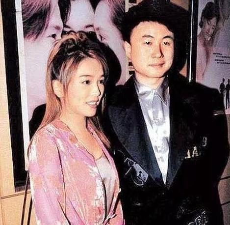 罗美薇是罗明珠吗,罗明珠葬礼罗美薇