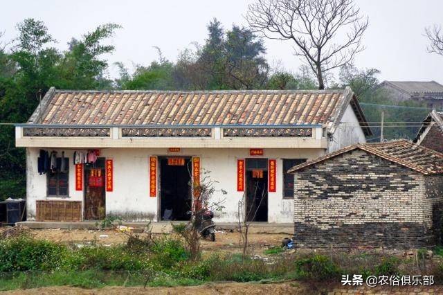 屋后有坟墓不好是迷信吧,农村盖房风水有什么忌讳