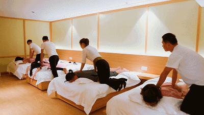 儿童汗蒸温泉儿童乐园,汗蒸大厅加儿童乐园图片