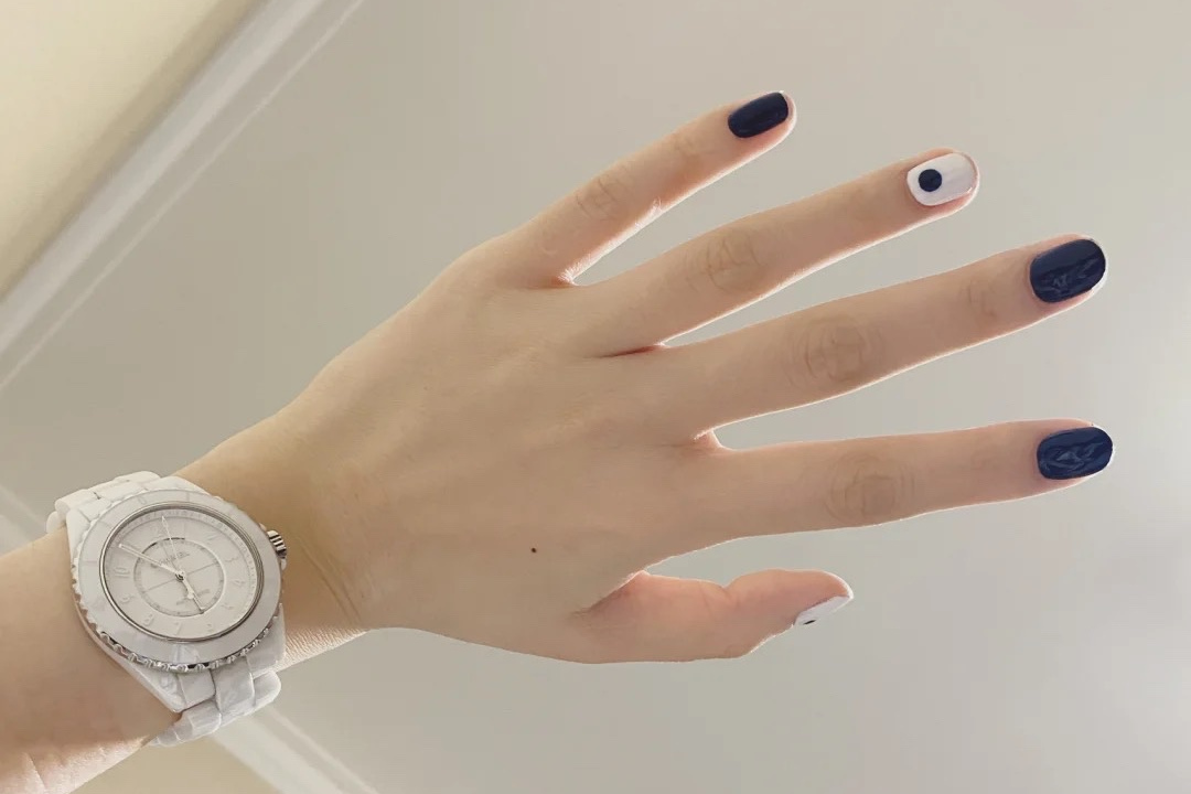 指甲油怎么涂好看简单,指甲油可以怎么涂更好看