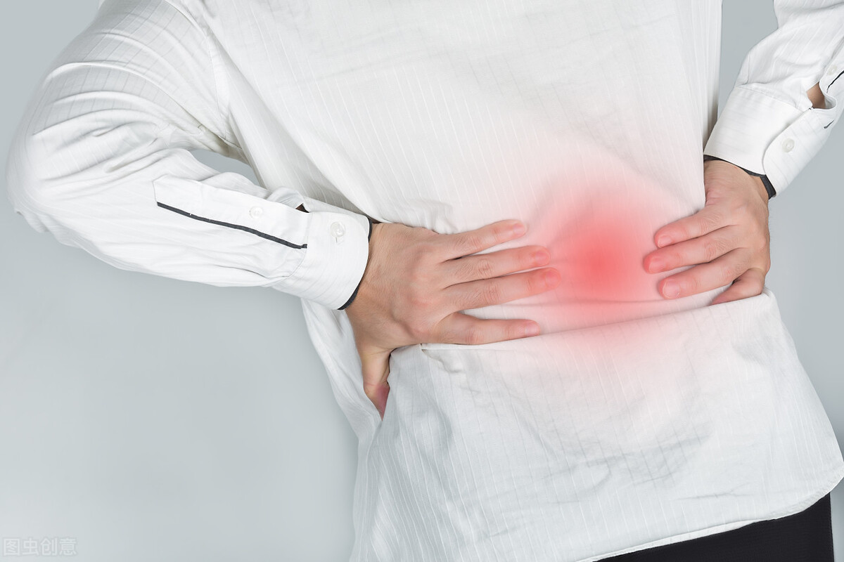 扭到脚崴先冰敷还是热敷,崴脚和扭到膝盖要冷敷还是热敷