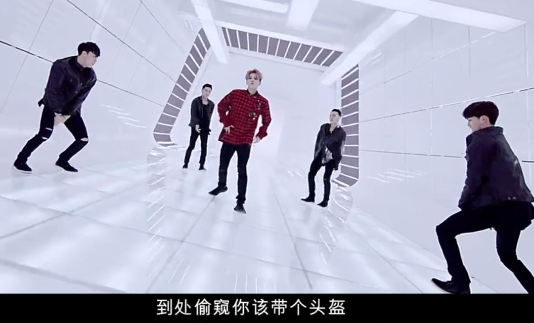 别再说鹿晗“娘”了，他才是真正的北京爷们儿