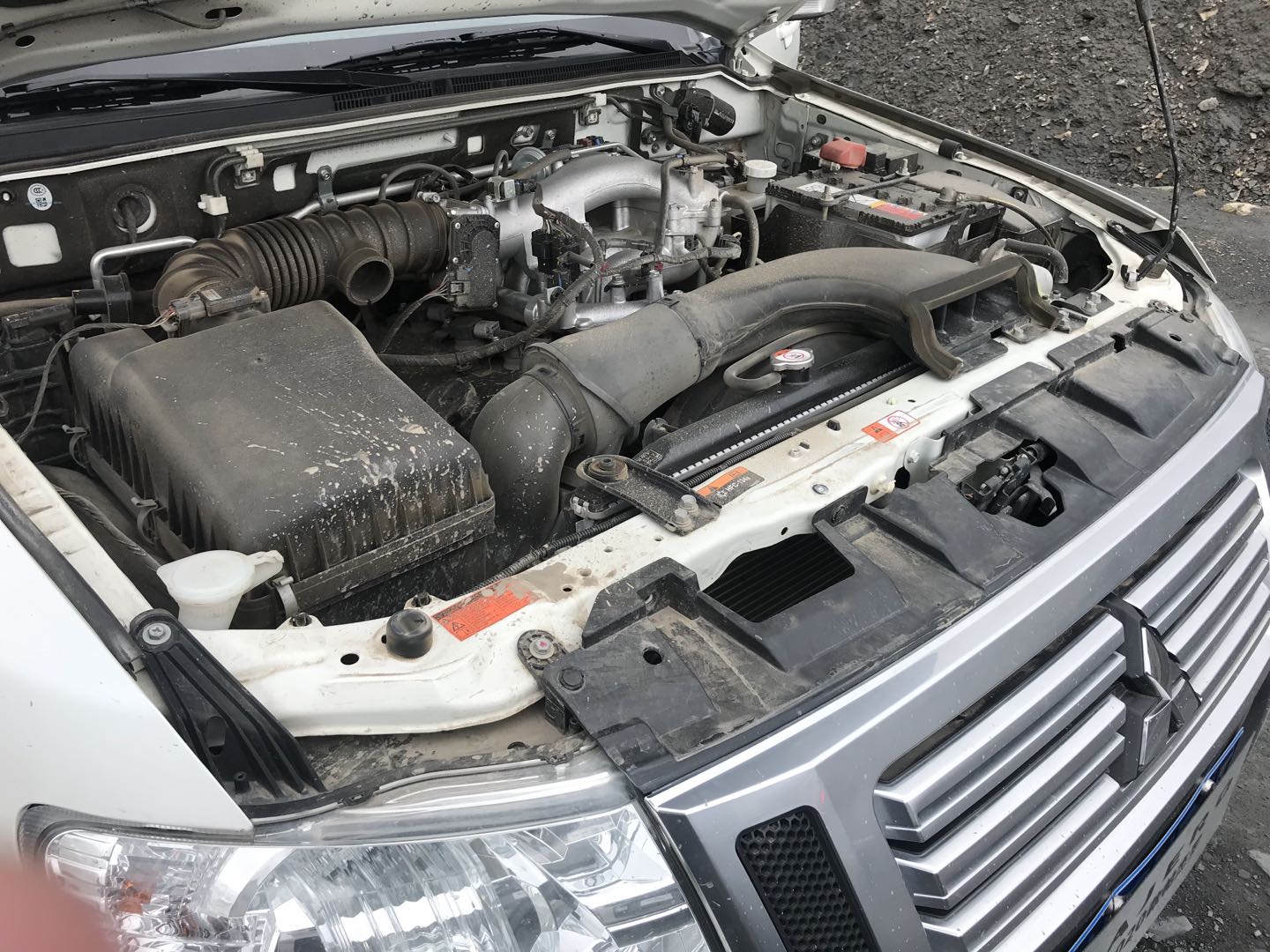 全地形越野车极限越野,全地形三菱帕杰罗