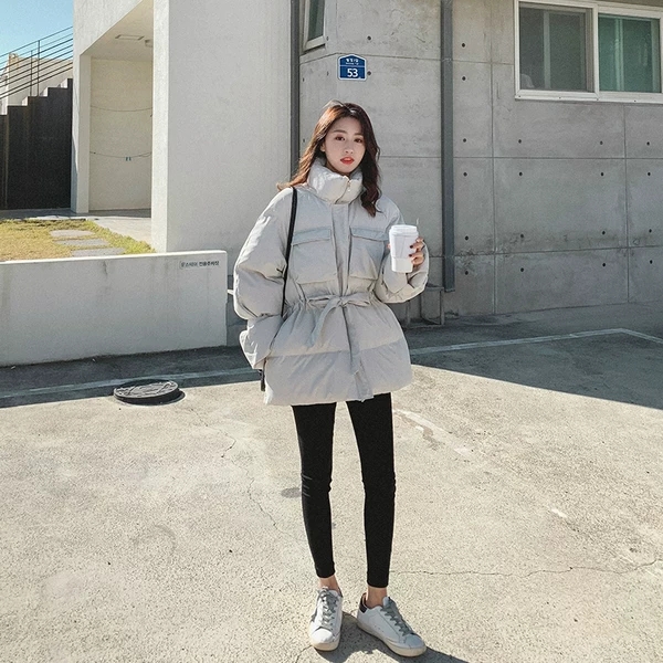 软绵绵的吐司面包,轻暖蓬松面包服