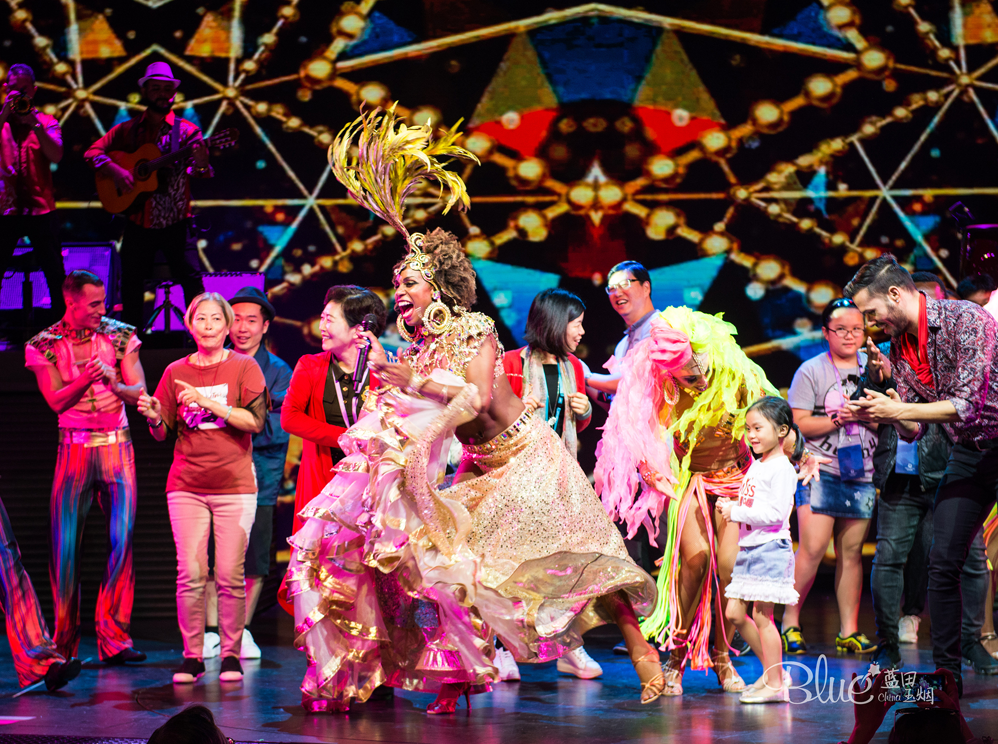 乘坐豪华邮轮,9天8夜豪华邮轮