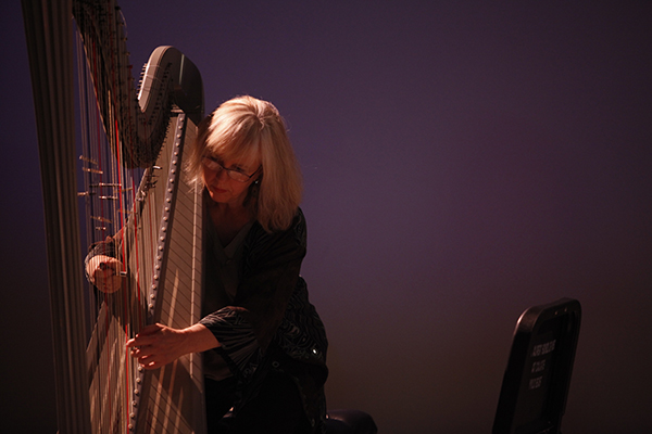 定位安妮·勒巴伦