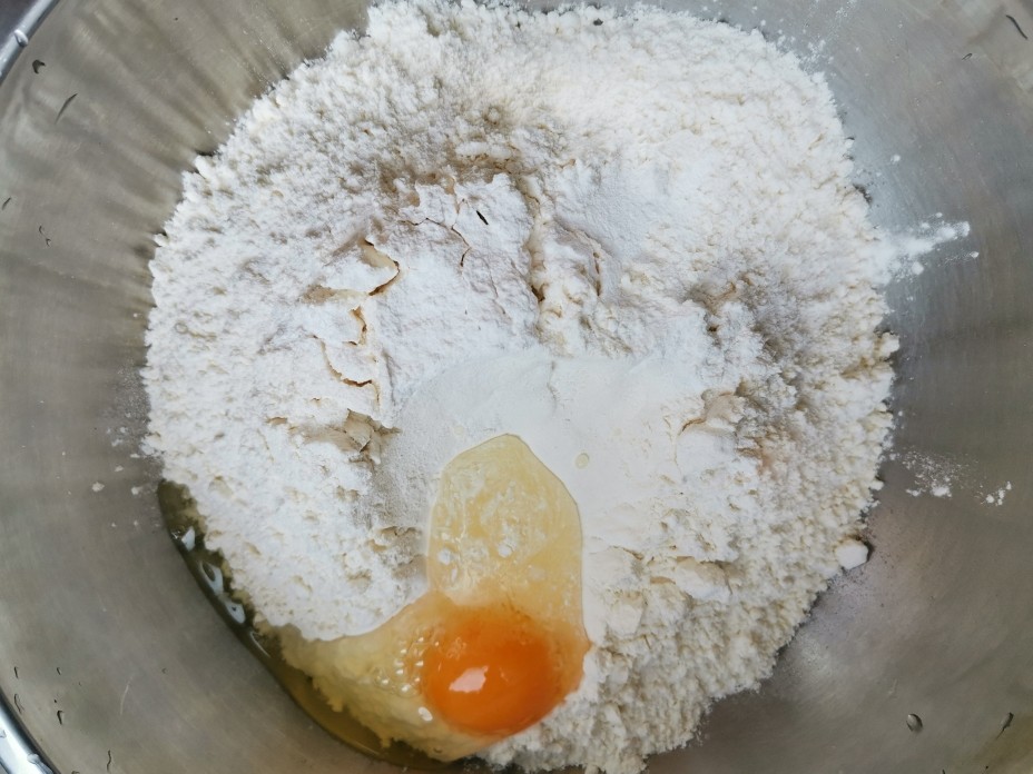 正宗炸油条配方与制作方法,炸油条的老配方及和面方法