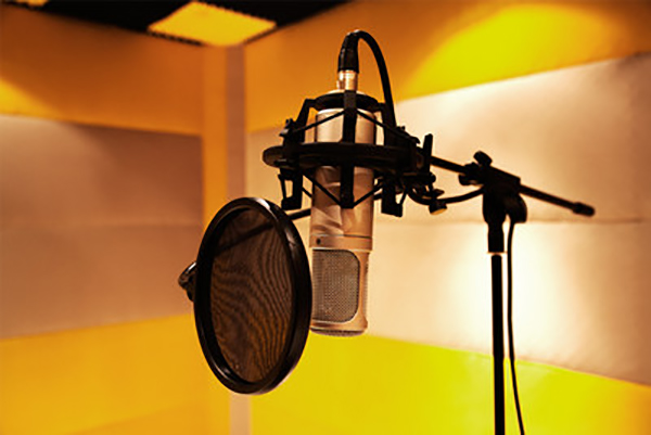 浙传双语播音就业前景,双语播音就业前景