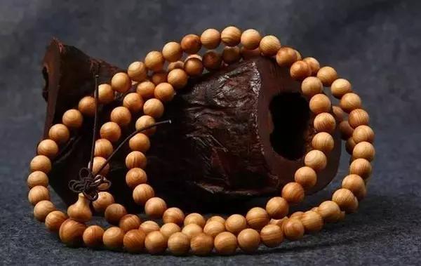 崖柏怎么样快速变红,崖柏根雕的日常维护