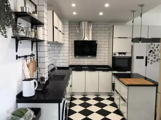 抽油烟机是顶吸的好还是侧吸的好,方太抽油烟机顶吸和侧吸哪个干净