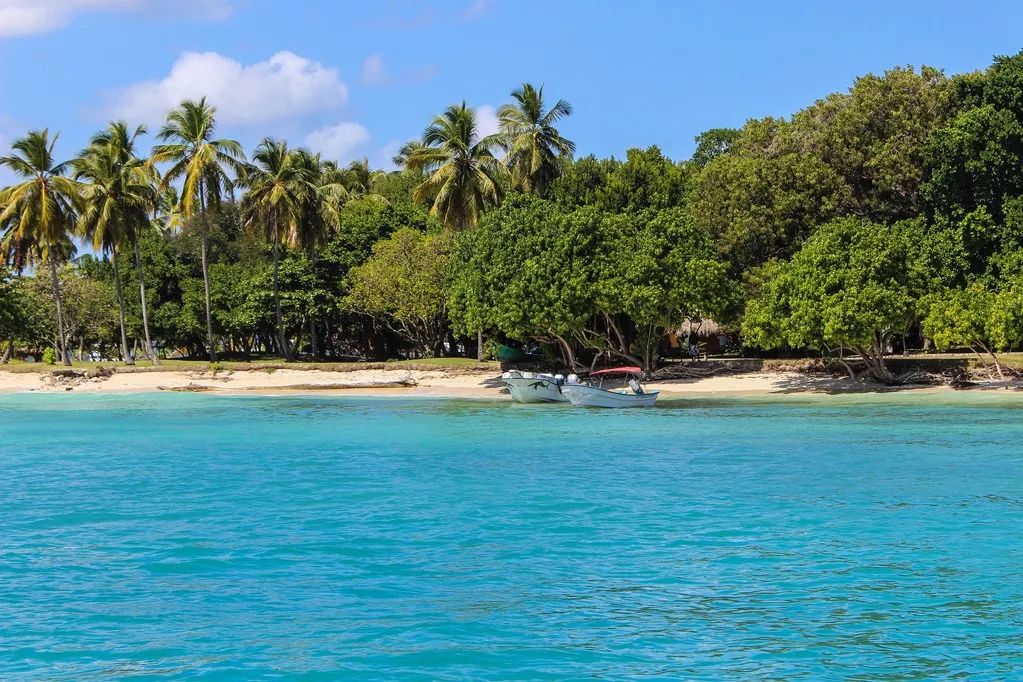 带你去看海最美的海岛,等一个人陪我到海岛