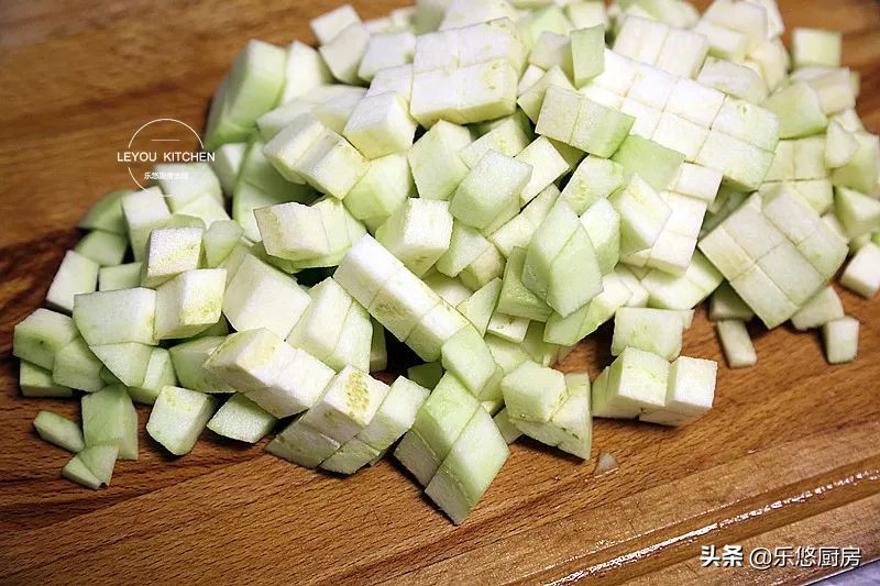 怎么做肉馅大包子汤汁多,带汤汁的肉馅大包子