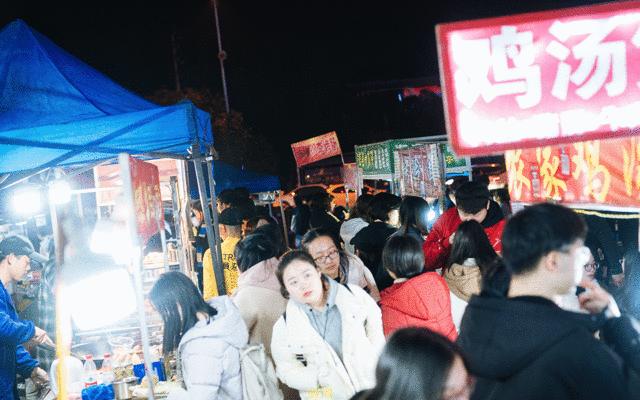 自从藏龙岛有了南延线,我就再没羡慕过别人家的学校!