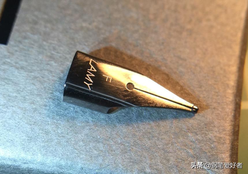 lamy透明钢笔辨别真假,lamy钢笔怎么判断是不是正品