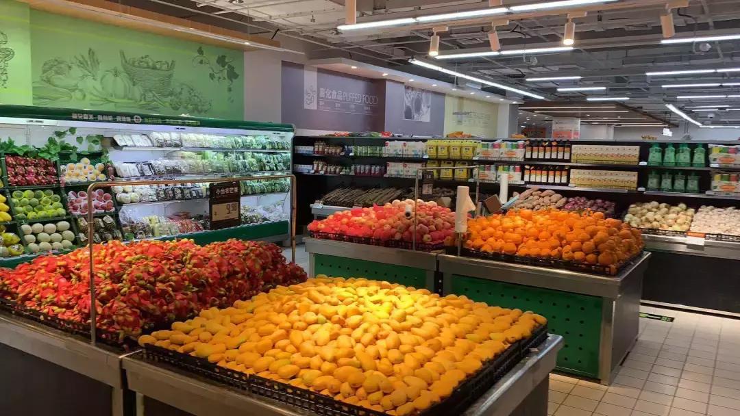 超市五一主题陈列,五一节超市入口创意陈列