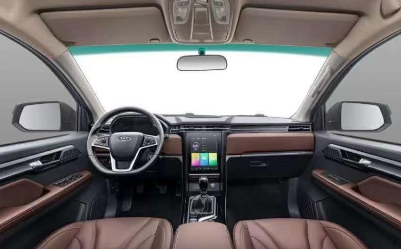 江淮t8pro是什么发动机,江淮t8pro和长城炮比较哪个好