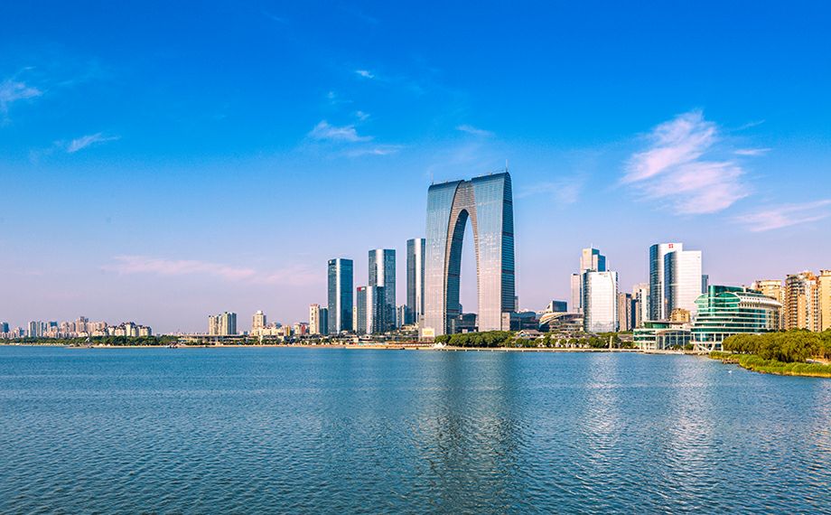 夜游苏州古城领略江南美食,苏州夜游古运河上吃饭