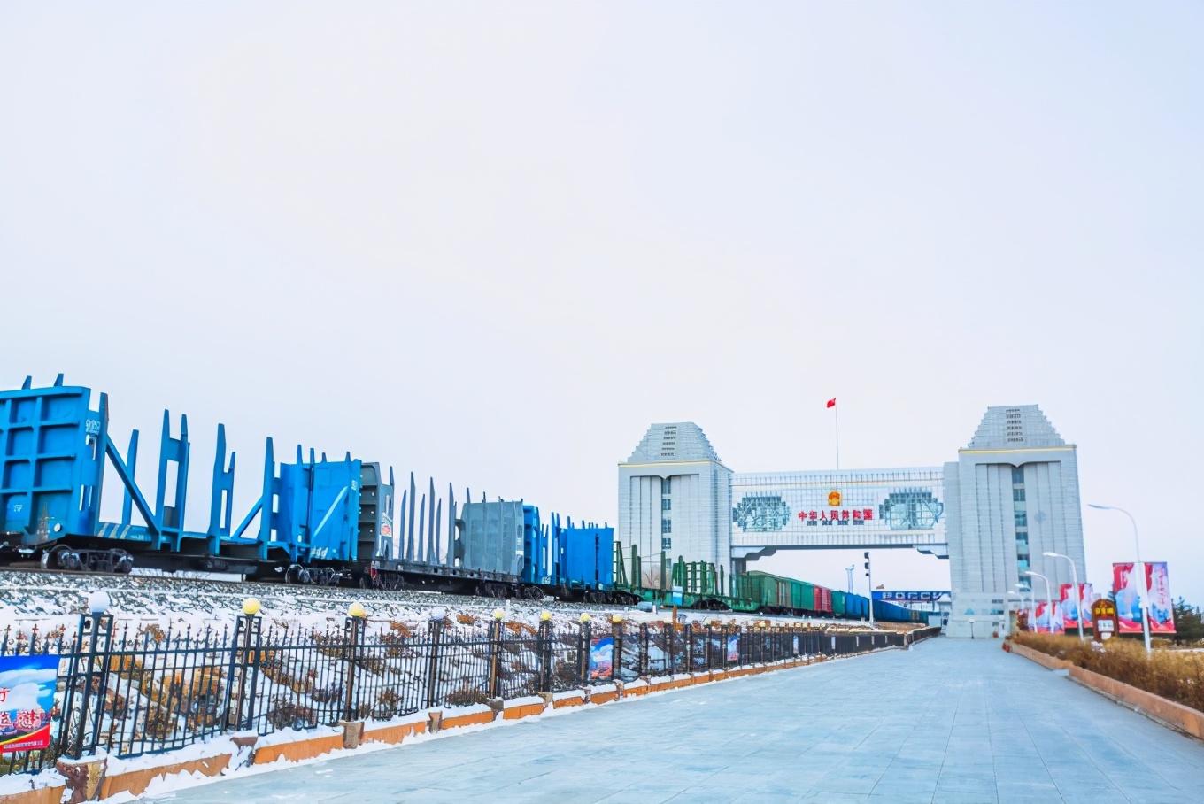 满洲里有什么好玩的口岸,游览满洲里国门