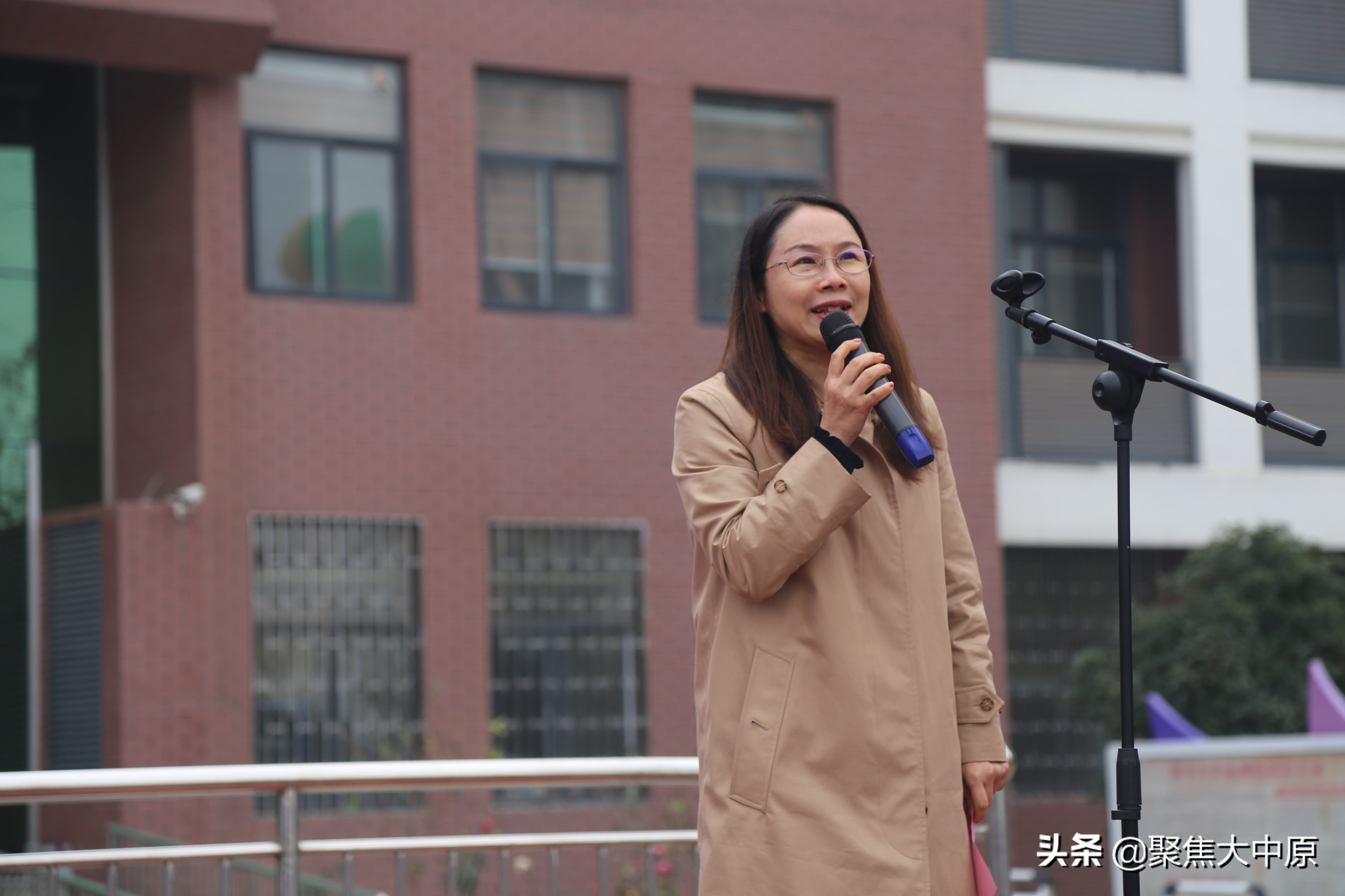 阳光校园快乐足球,阳光足球快乐足球校园足球