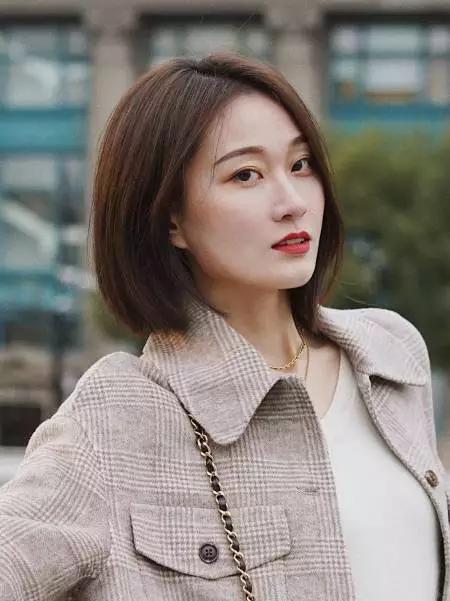 大龄圆脸适合什么样的女明星,明星圆脸怎么修饰脸型好看