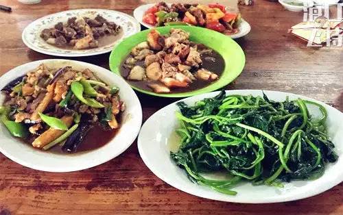 猪脚饭陪海口人长大,海口人陪猪脚饭老去