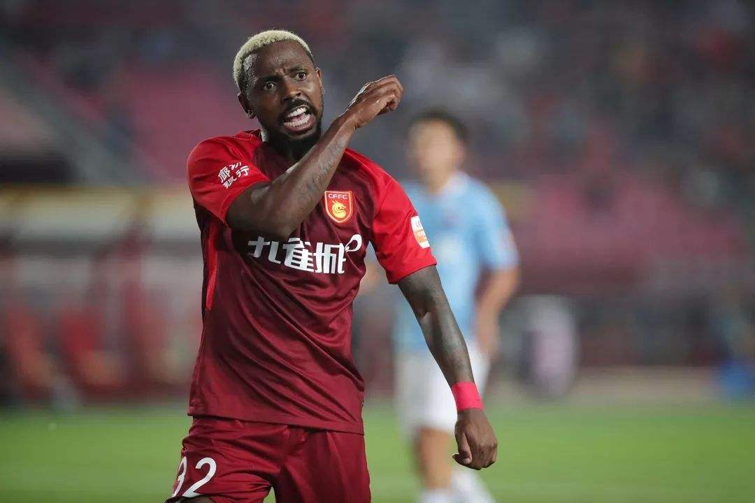 没有回避条款！小摩托或首发战旧主，昔日队友如今已成敌人